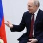 Oposição fake: quem são os adversários de Putin na eleição da Rússia