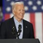 Biden diz que só vai desistir da campanha “se Deus Todo-Poderoso descer” e mandar