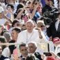Vaticano excomunga arcebispo acusado de “cisma” por ataques ao papa Francisco